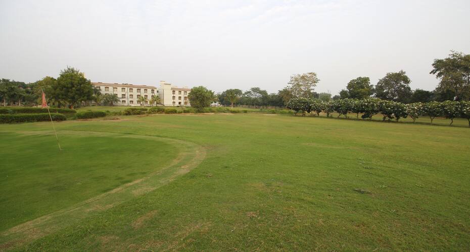 Cambay Golf Resort, Gandhinagar 5
